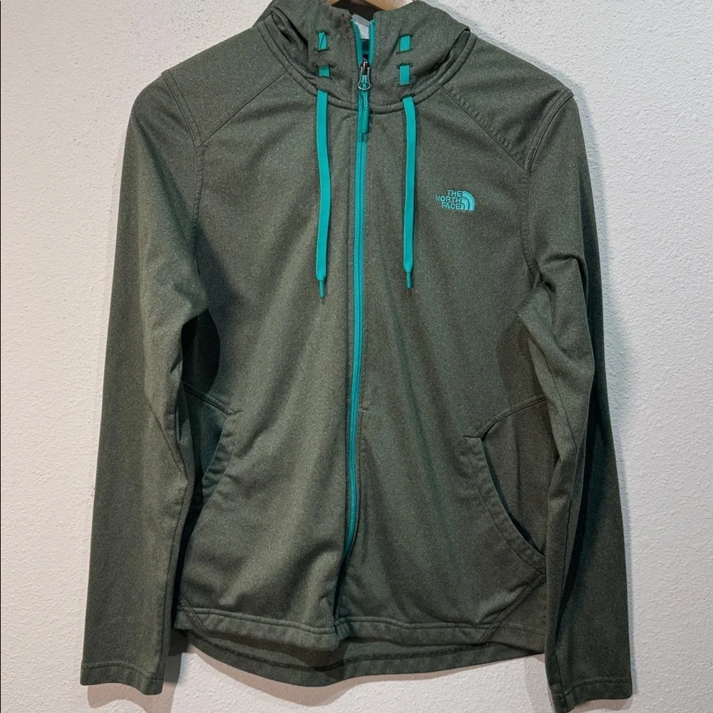 The North Face Mezzaluna fleece Hoodie size Large